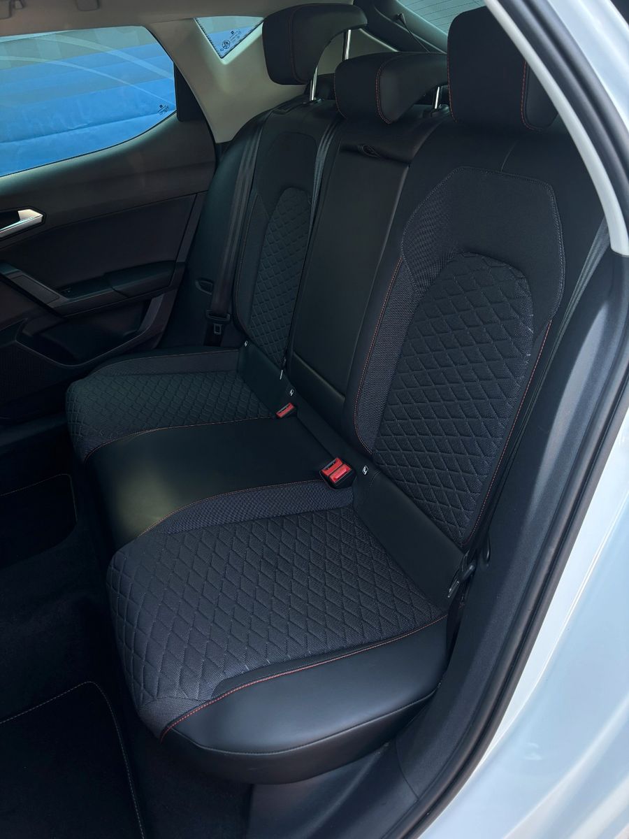 Fahrzeugabbildung SEAT Leon FR