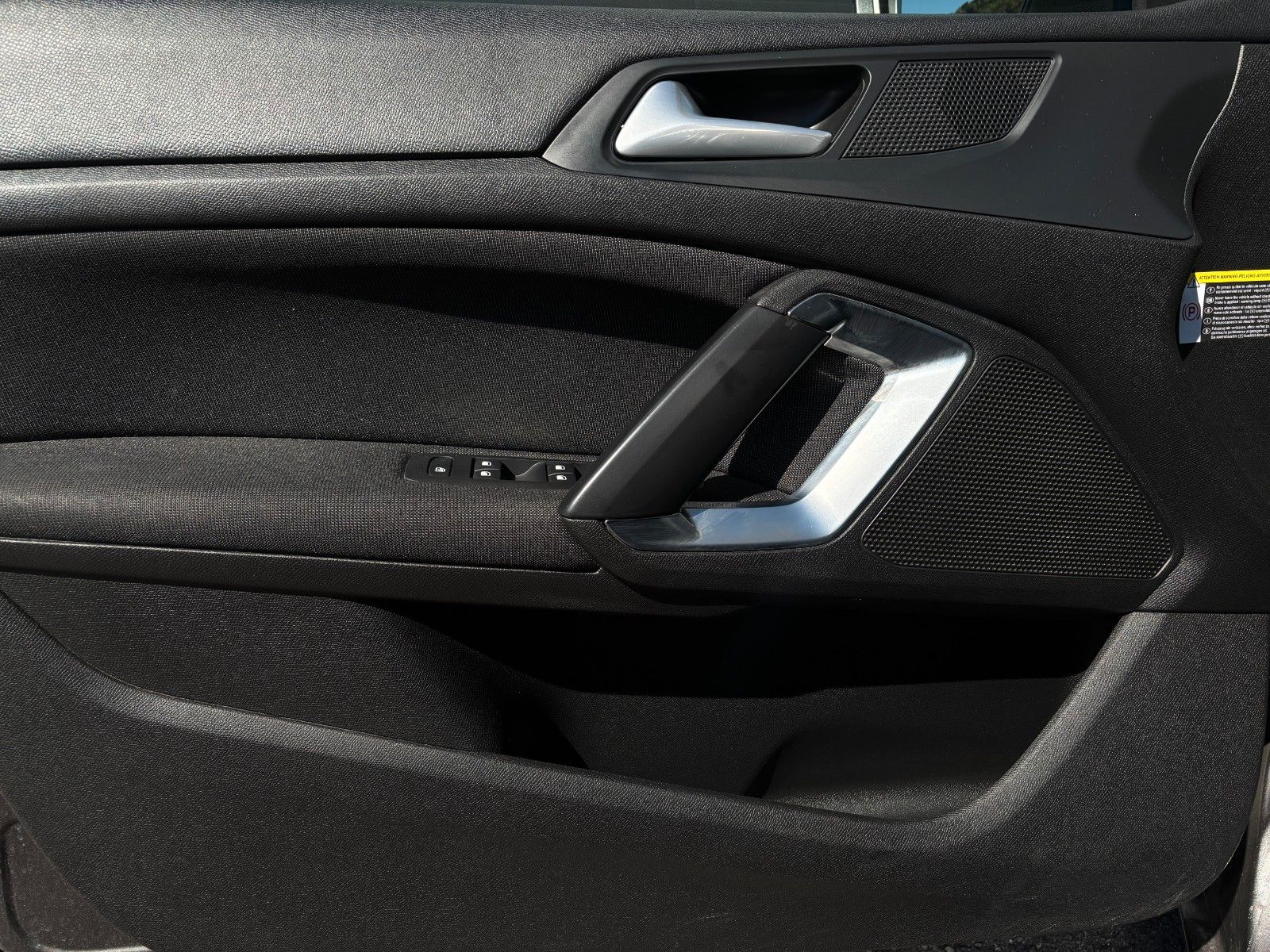 Fahrzeugabbildung Peugeot 308 SW Allure