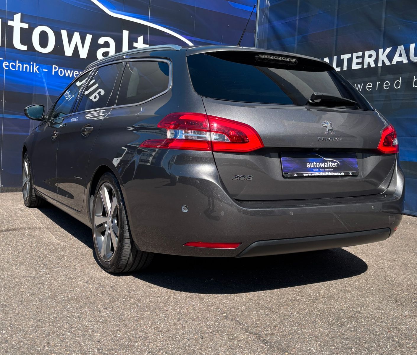 Fahrzeugabbildung Peugeot 308 SW Allure