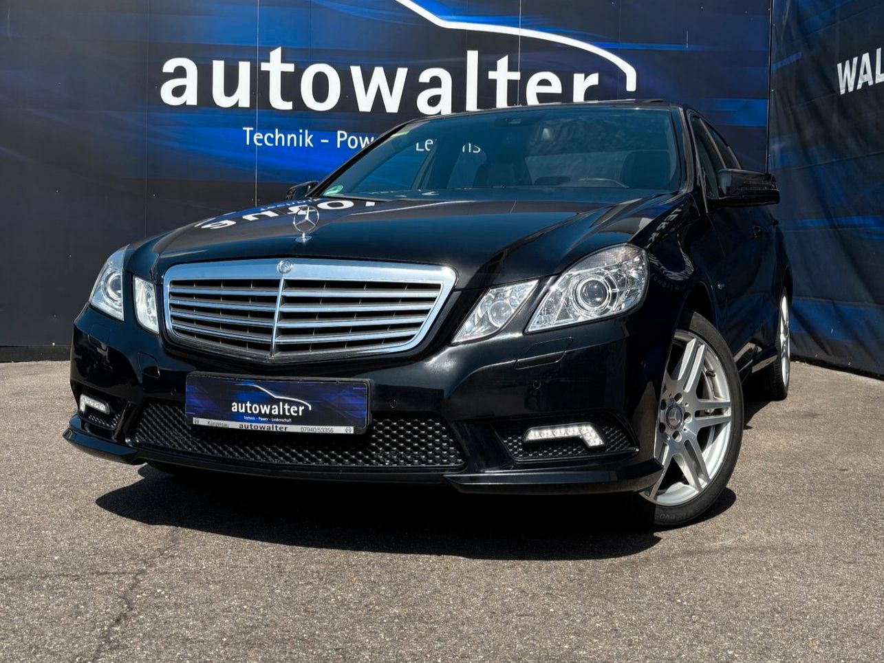 Mercedes-Benz E 200 Limousine  BluEffic AMG Line,Schiebedach