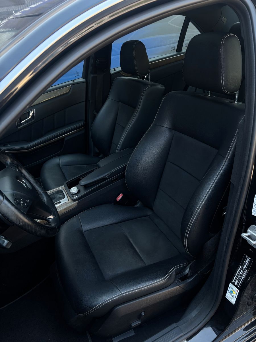 Fahrzeugabbildung Mercedes-Benz E 200 Limousine  BluEffic AMG Line,Schiebedach