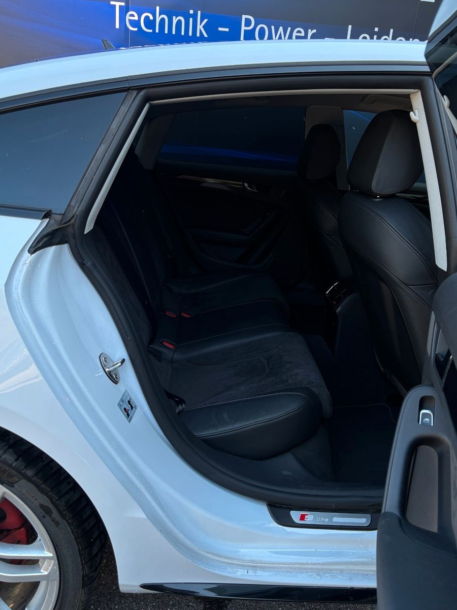 Fahrzeugabbildung Audi A5 Sportback 2.0 TFSI quattro