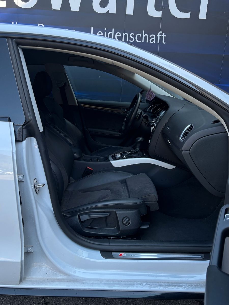 Fahrzeugabbildung Audi A5 Sportback 2.0 TFSI quattro