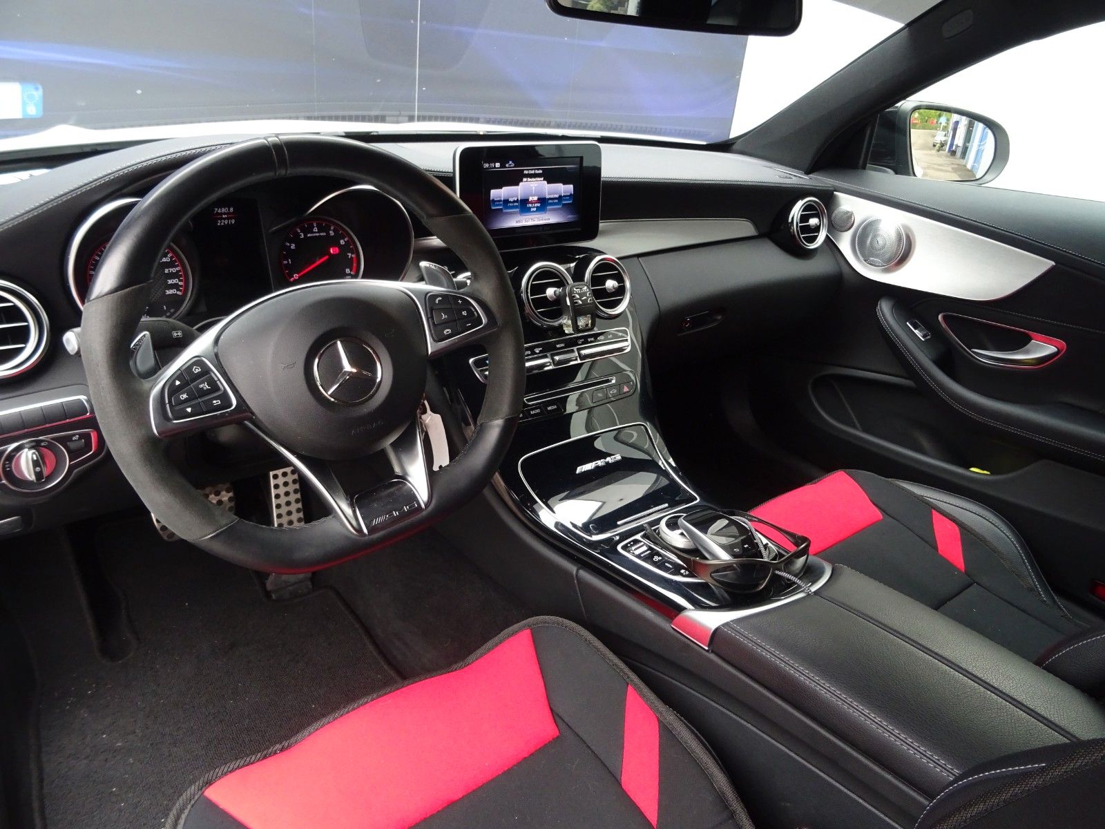 Fahrzeugabbildung Mercedes-Benz C 63 AMG Coupe C 63 S AMG