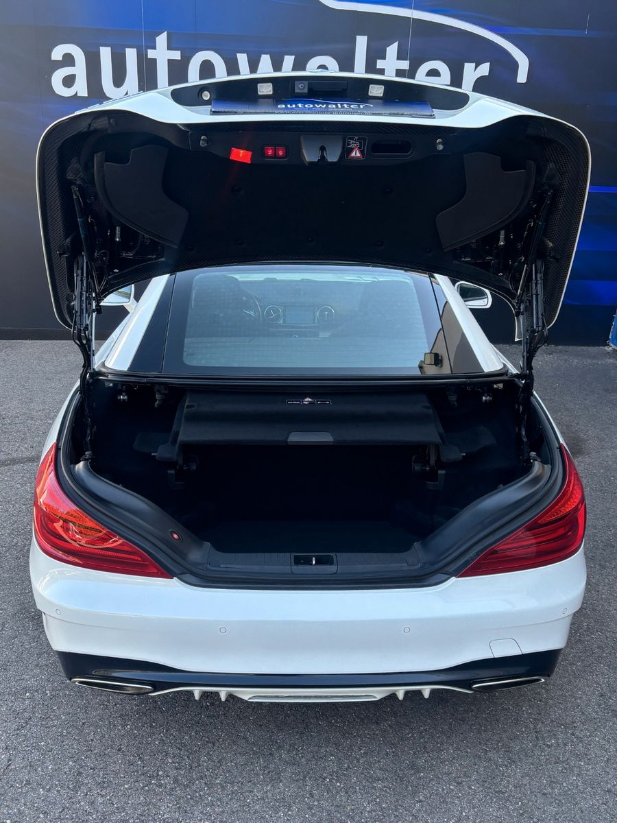 Fahrzeugabbildung Mercedes-Benz SL 500 AMG - Desingo Lack - Neuwagenzustand