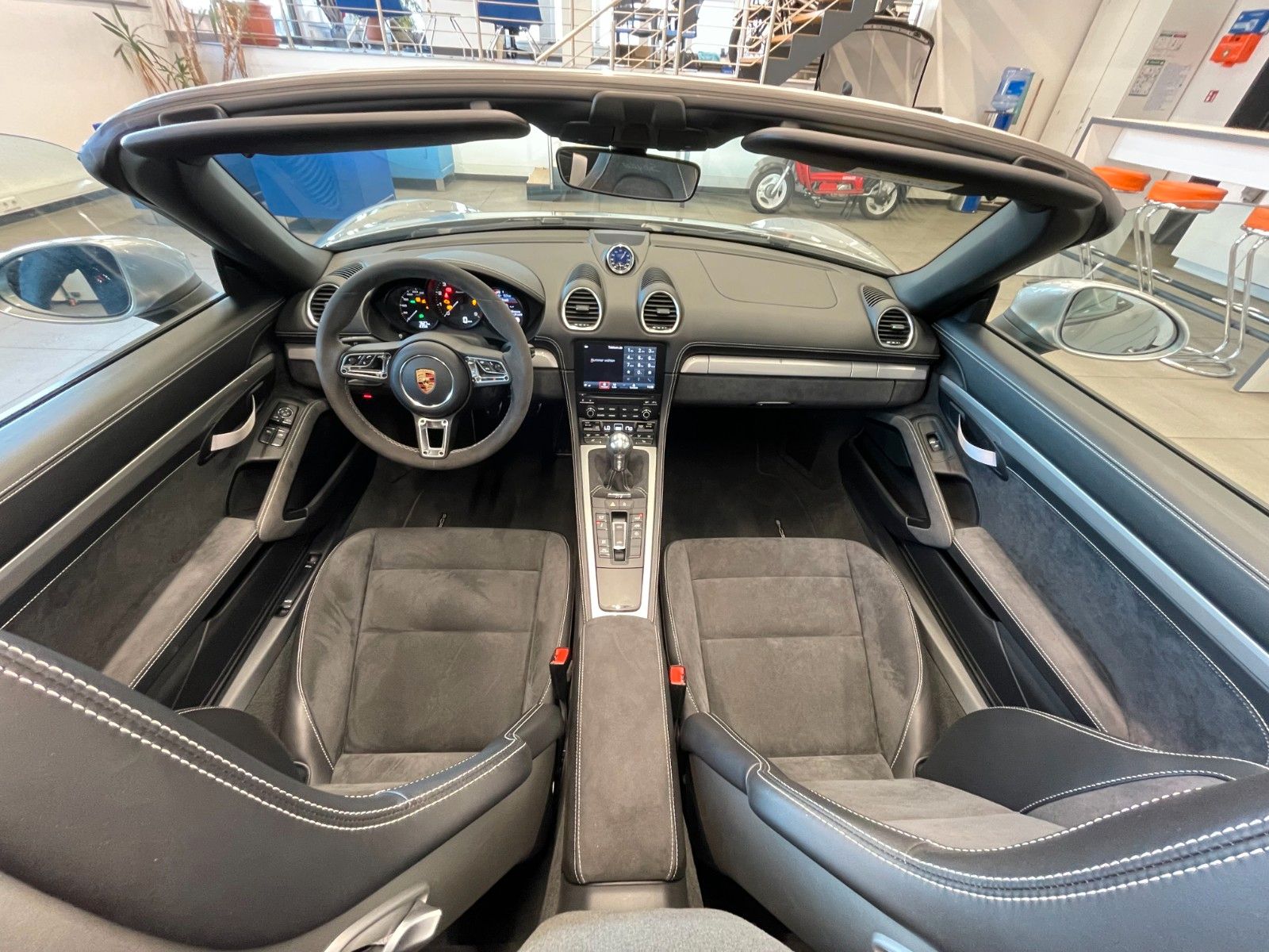 Fahrzeugabbildung Porsche 718 4.0 Spyder*LED*Chrono*Approved