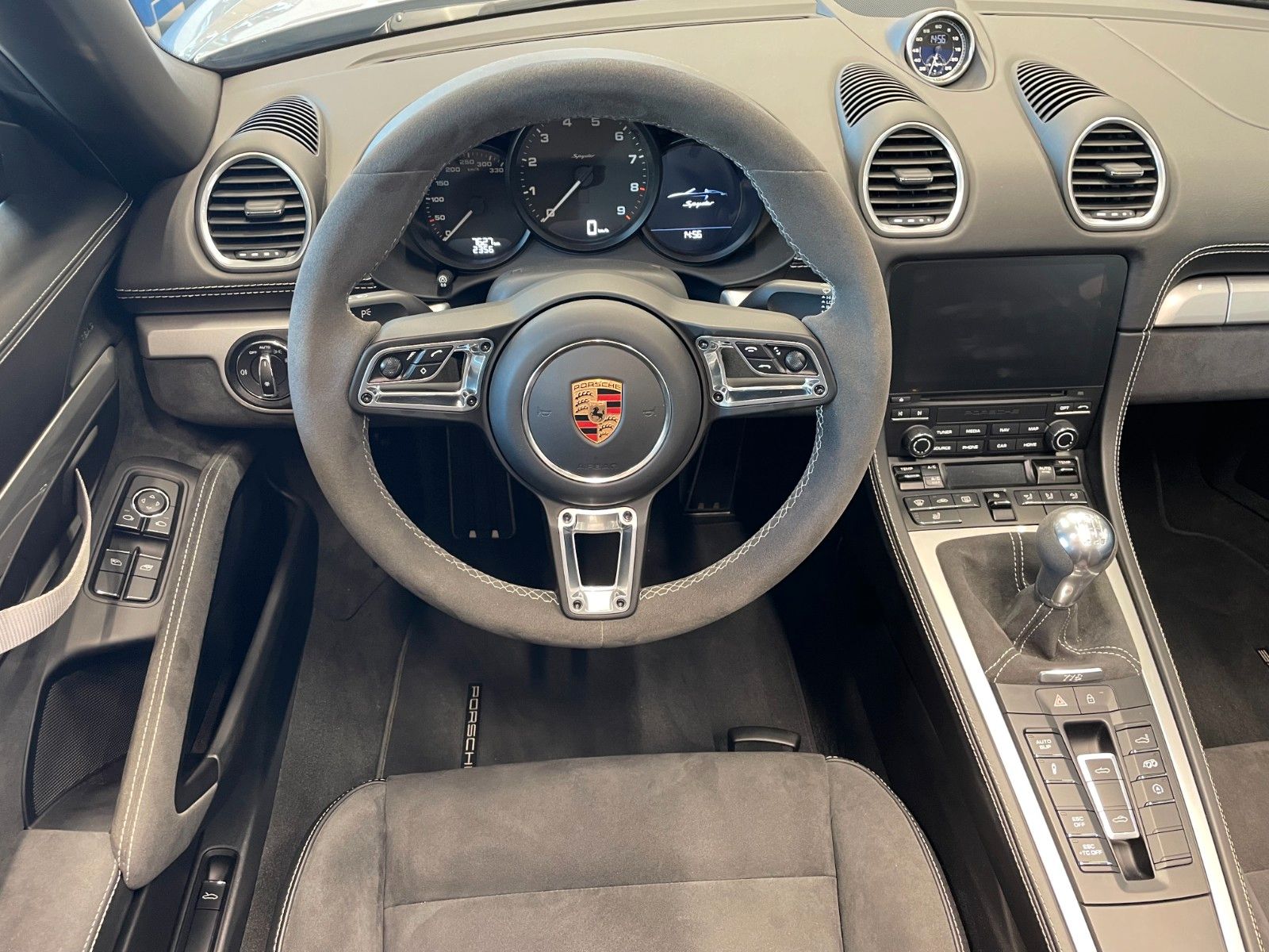 Fahrzeugabbildung Porsche 718 4.0 Spyder*LED*Chrono*Approved