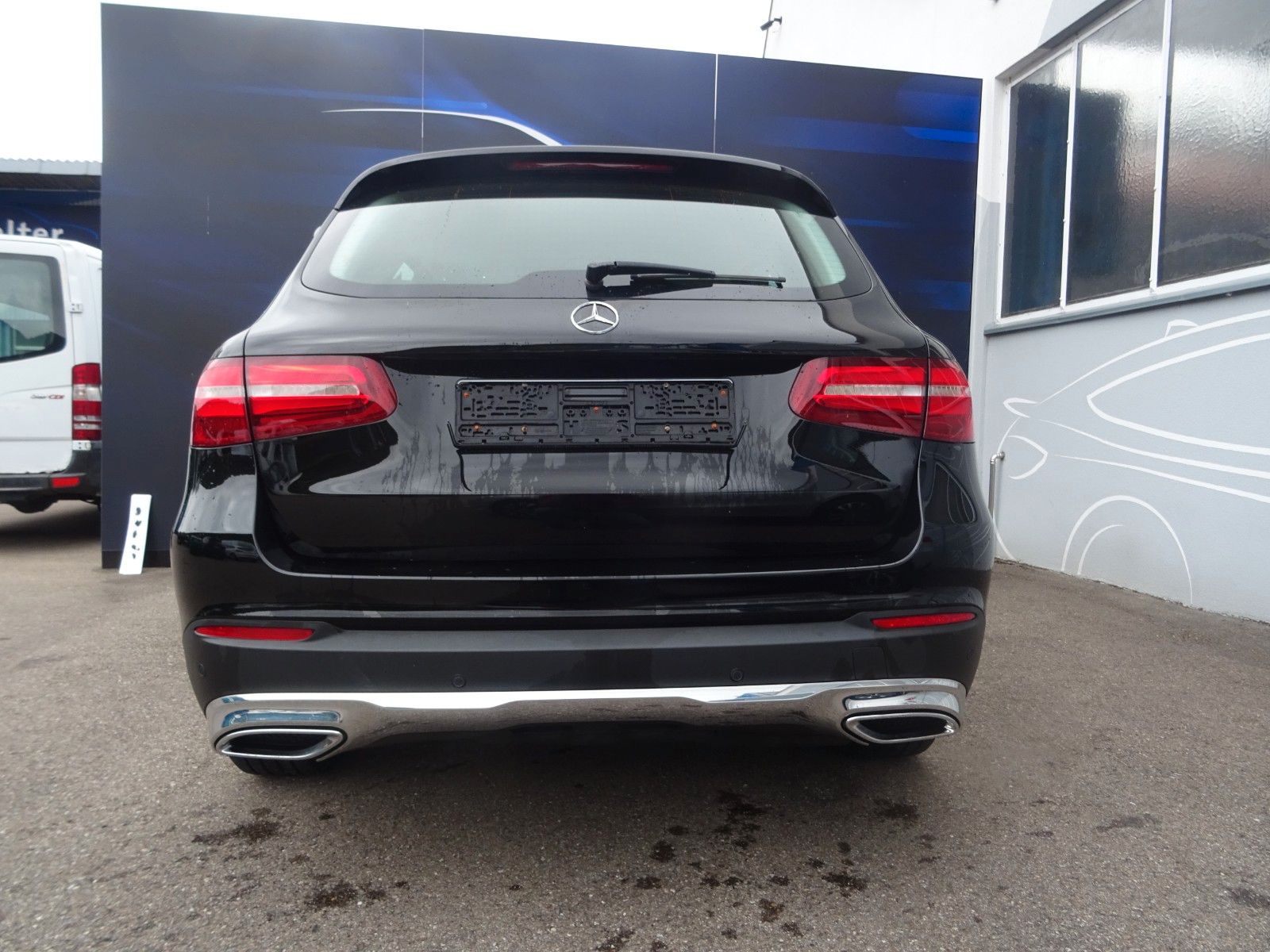 Fahrzeugabbildung Mercedes-Benz GLC 220 d 4Matic AMG Line,AHK Schwenkbar