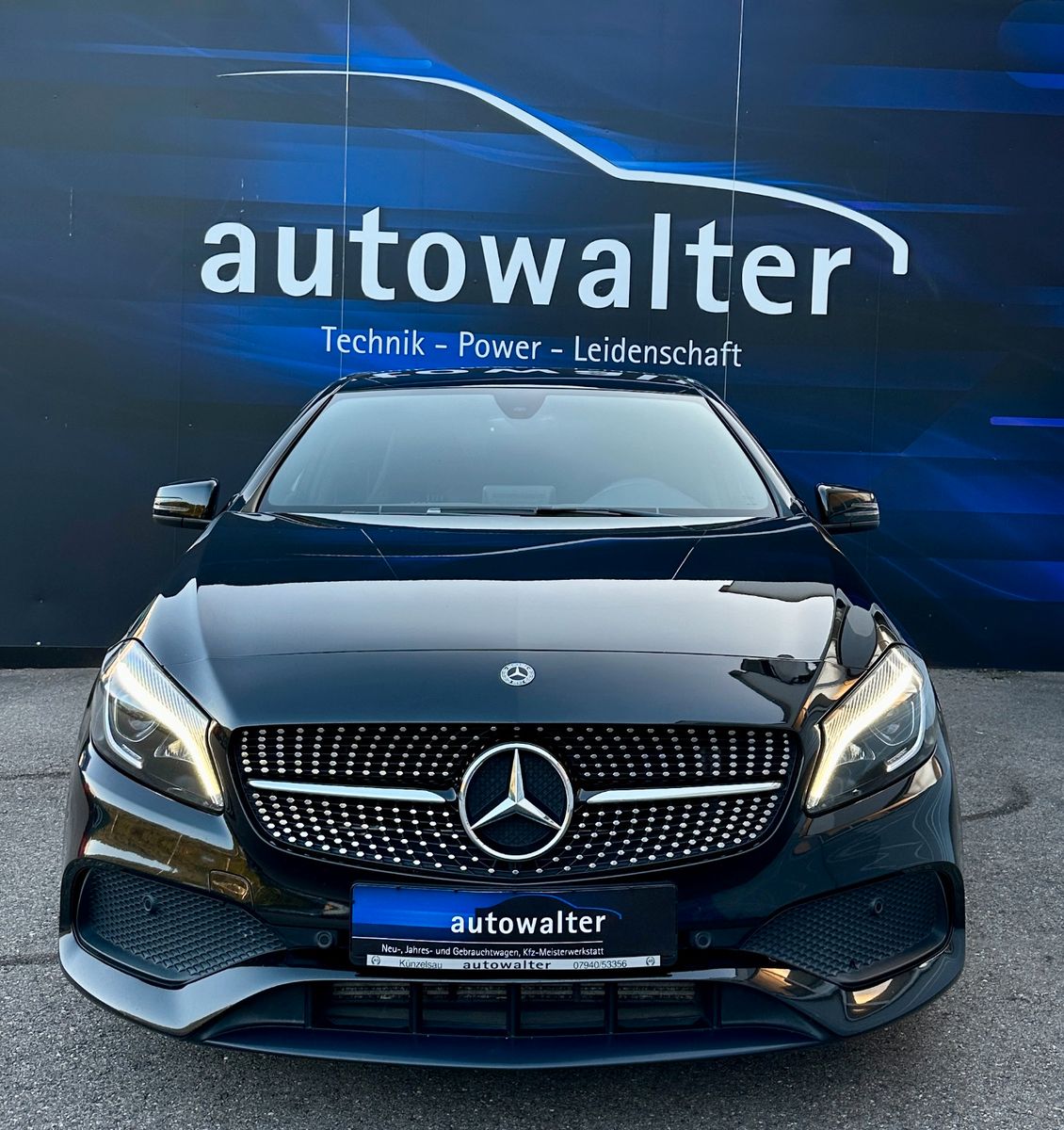 Fahrzeugabbildung Mercedes-Benz A 200 AMG-Night Paket-LED-Navi