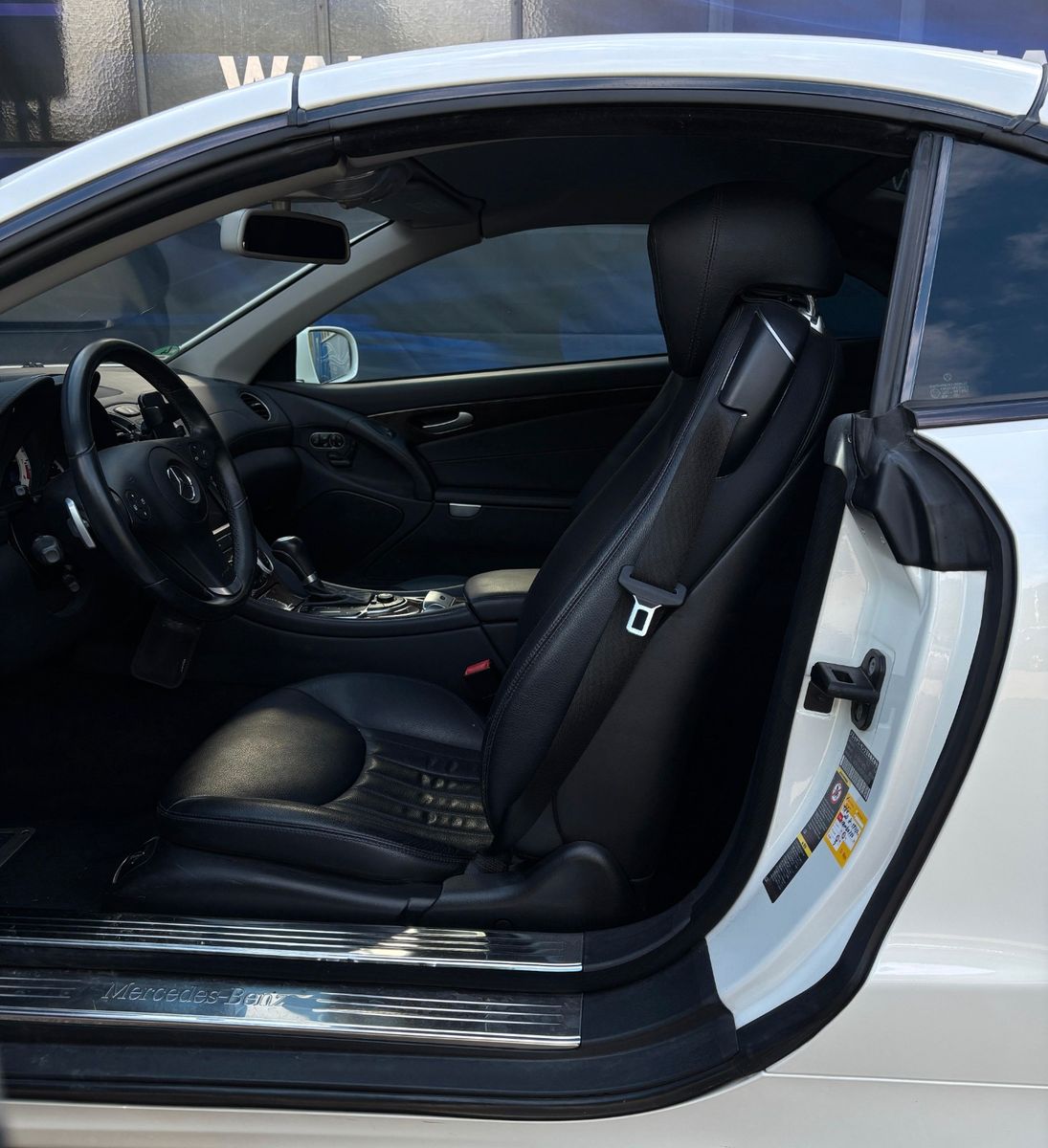Fahrzeugabbildung Mercedes-Benz SL 350  Roadster