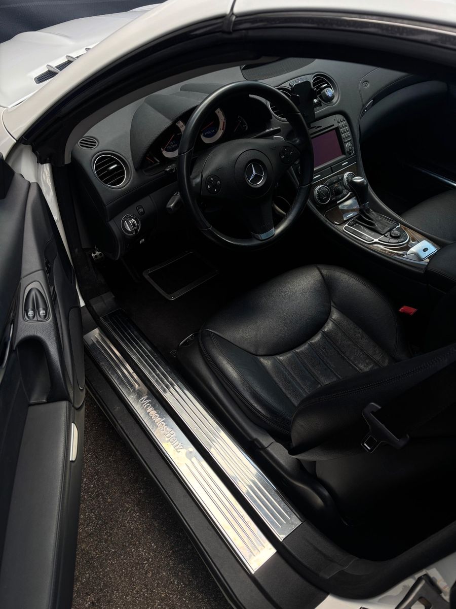 Fahrzeugabbildung Mercedes-Benz SL 350  Roadster