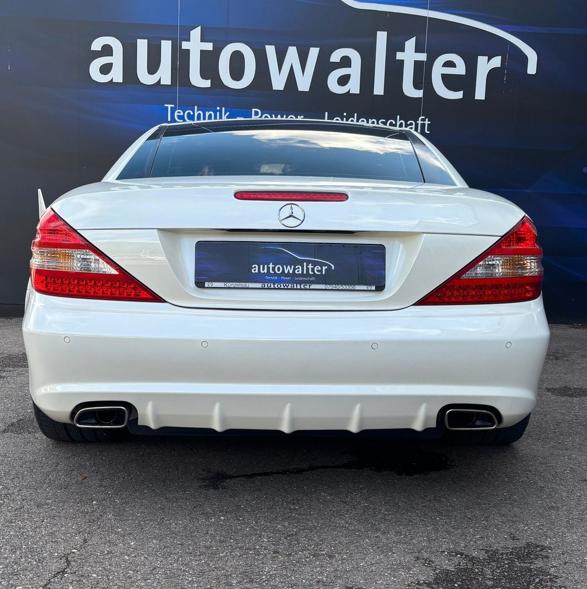 Fahrzeugabbildung Mercedes-Benz SL 350  Roadster