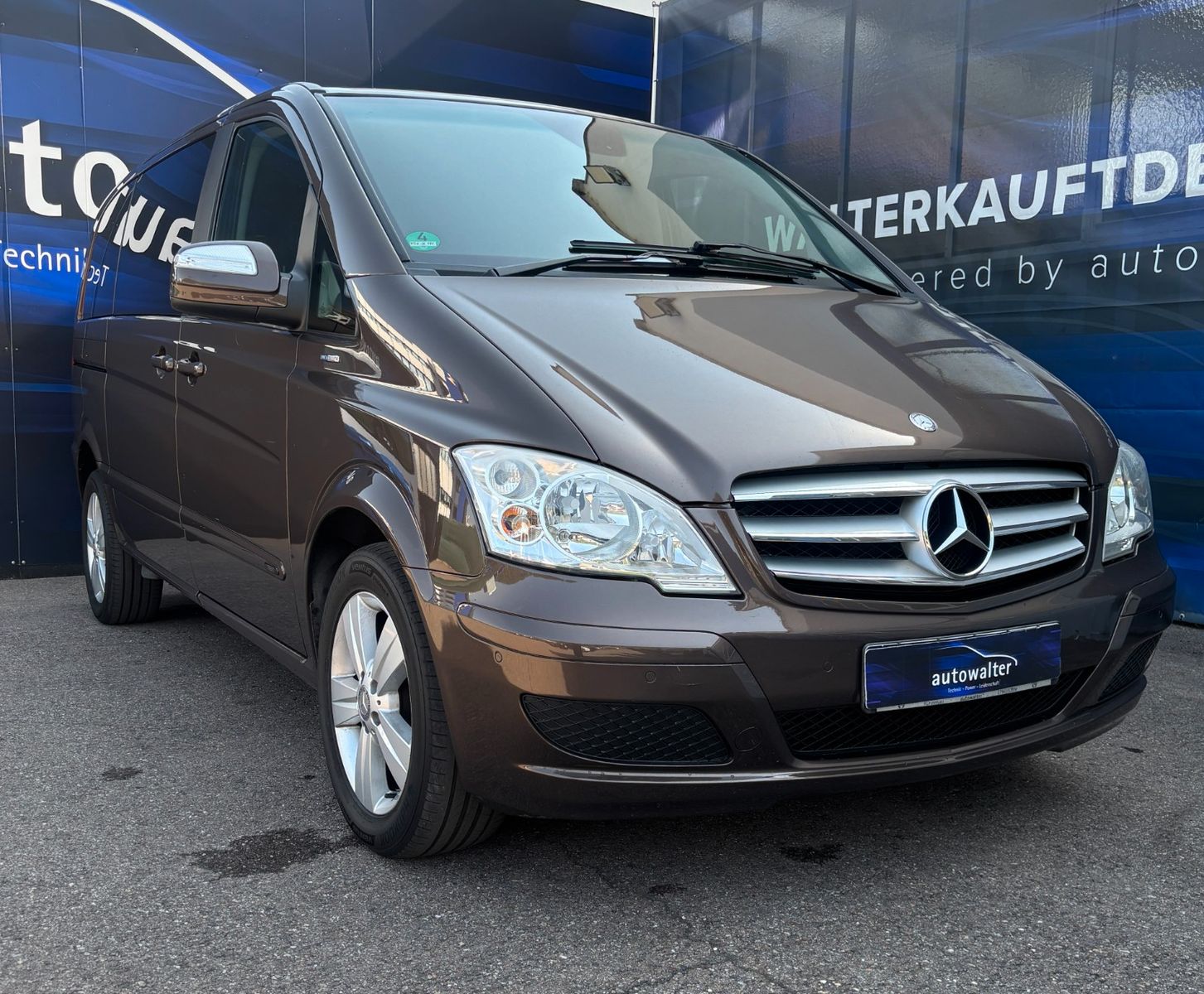 Fahrzeugabbildung Mercedes-Benz Viano 2.2 CDI kompakt Trend Edition 7 Sitzer
