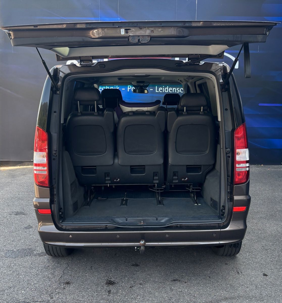 Fahrzeugabbildung Mercedes-Benz Viano 2.2 CDI kompakt Trend Edition 7 Sitzer