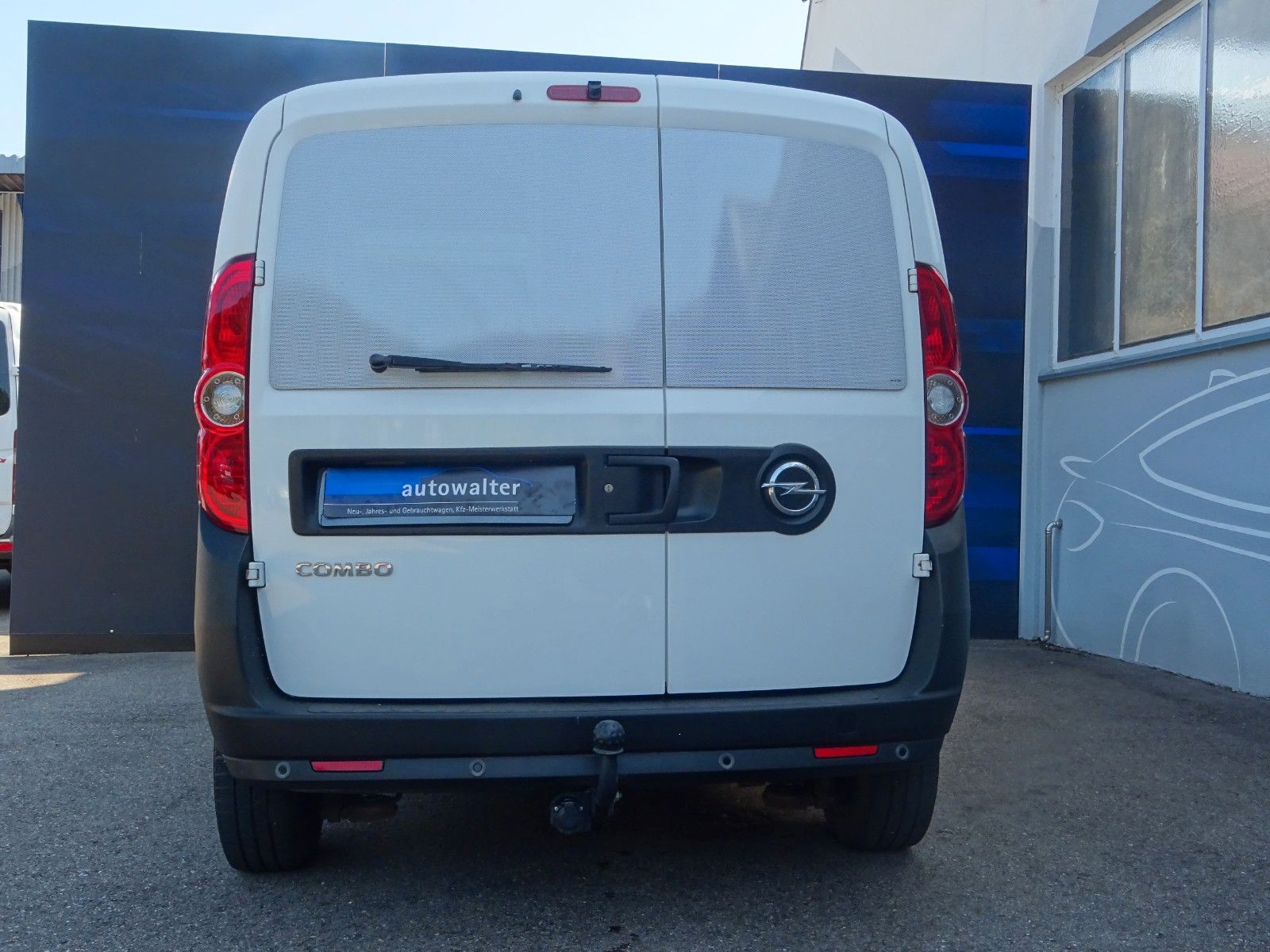 Fahrzeugabbildung Opel Combo D Kasten L2H1 2,4t