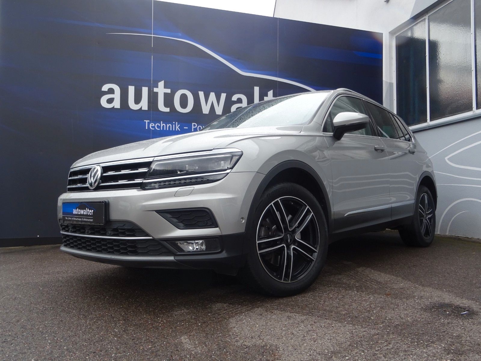 Volkswagen Tiguan Highline-4Motion-Standheizung