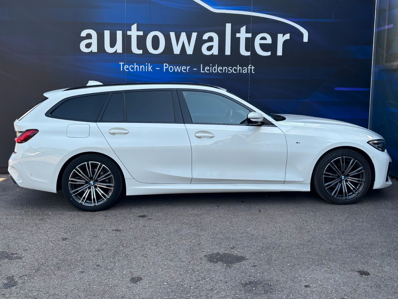 Fahrzeugabbildung BMW 3 Touring 320 d M Sport