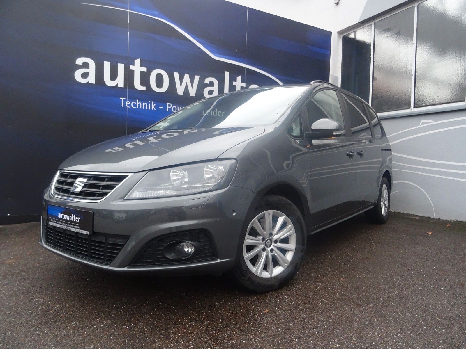 SEAT Alhambra Style 7 Sitzer,AHK Schwenkbar,Kamera