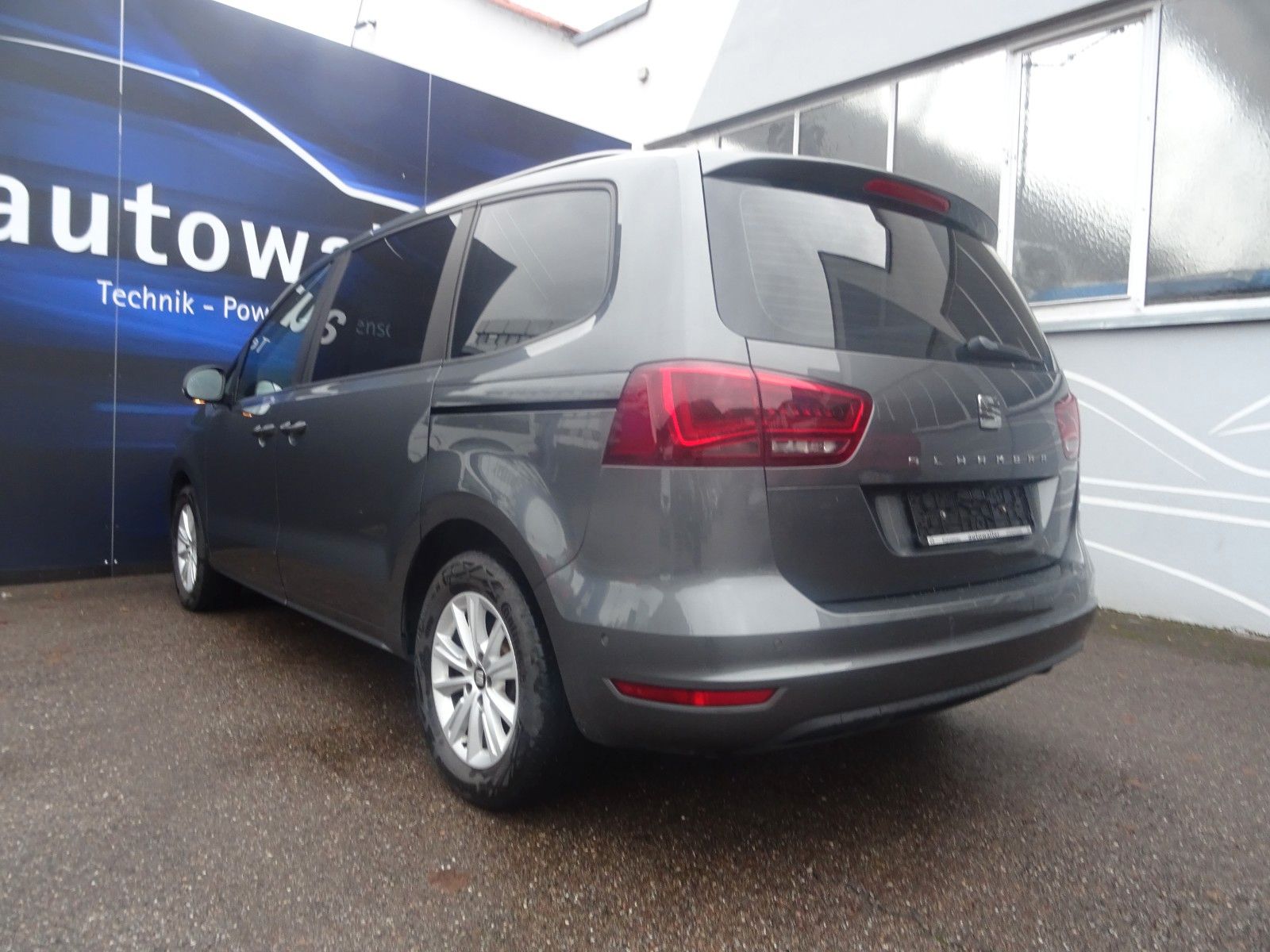 Fahrzeugabbildung SEAT Alhambra Style 7 Sitzer,AHK Schwenkbar,Kamera