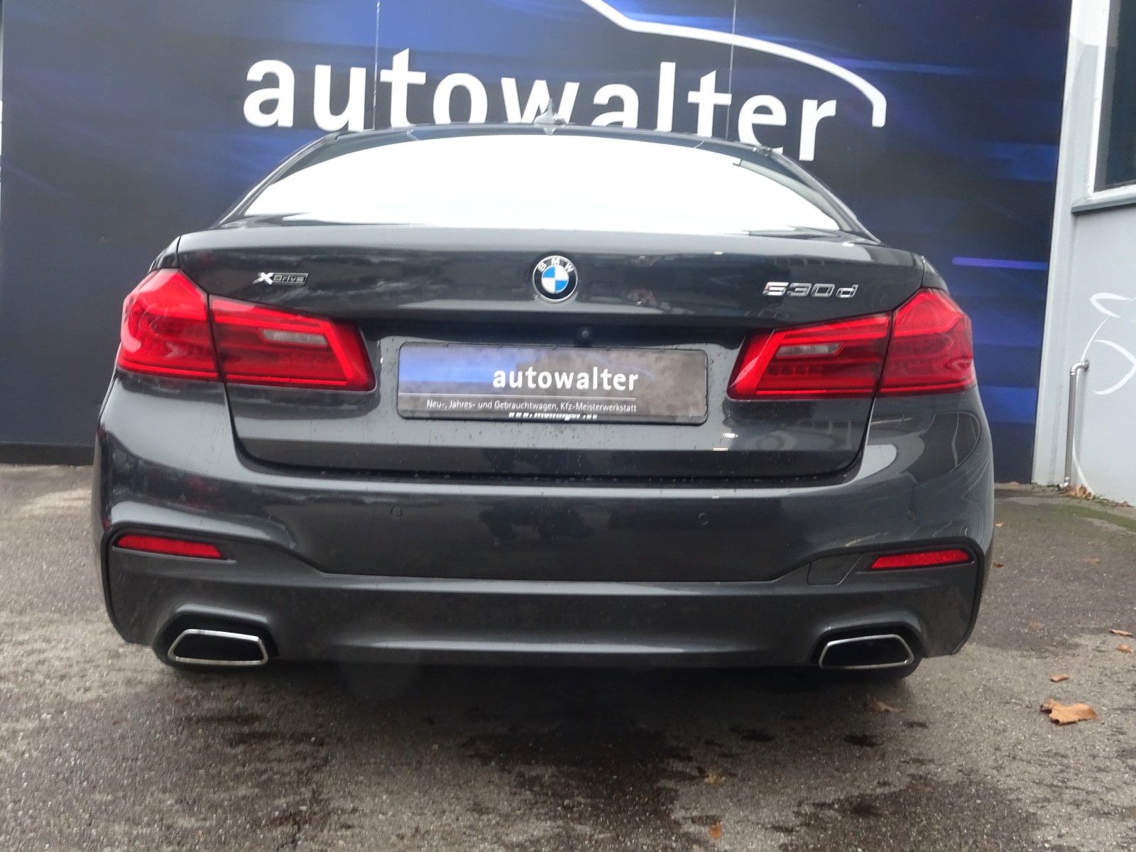 Fahrzeugabbildung BMW 530 Baureihe 5 Lim. 530 d xDrive M Sport