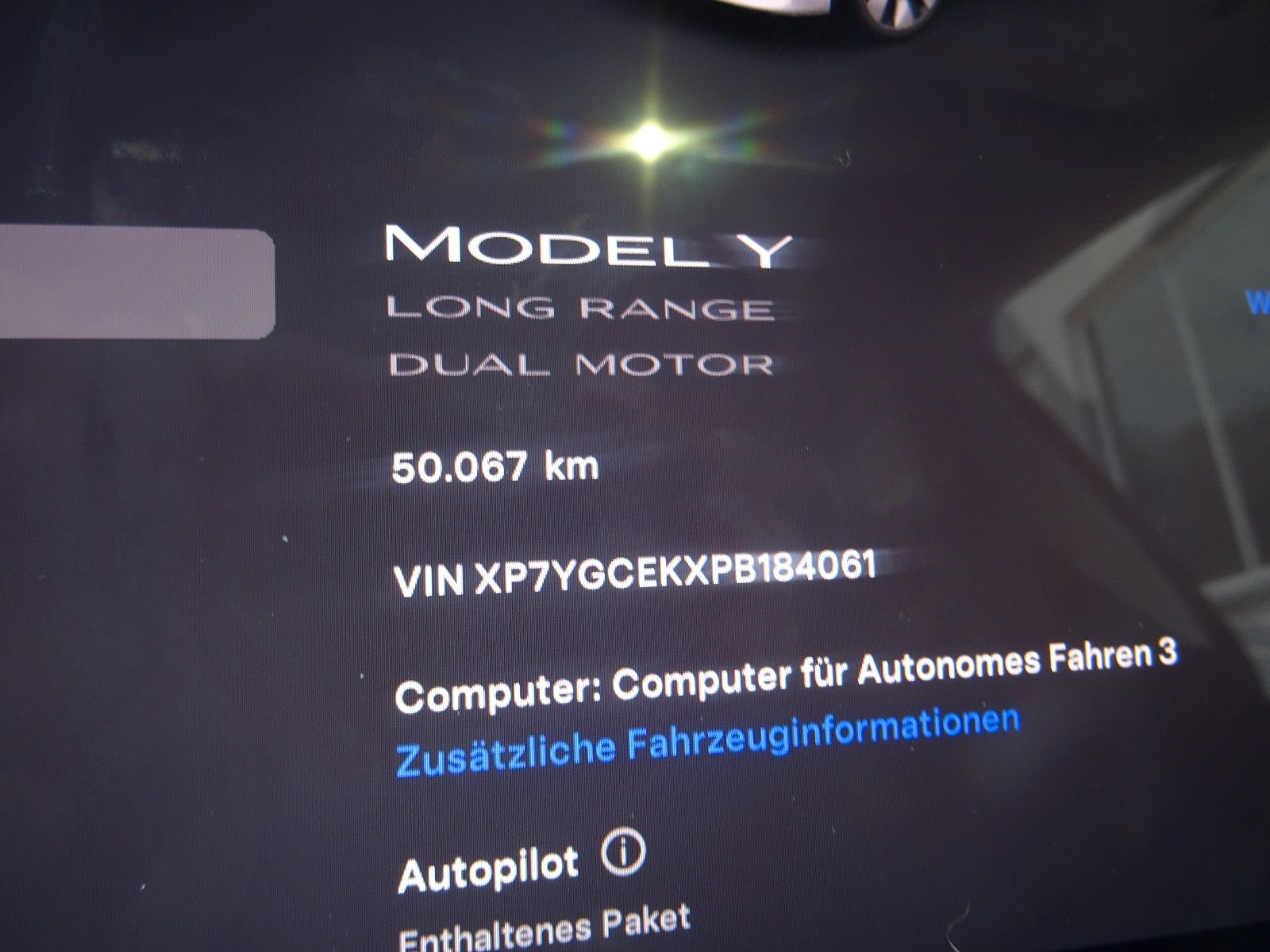 Fahrzeugabbildung Tesla Model Y Long Range Dual AWD