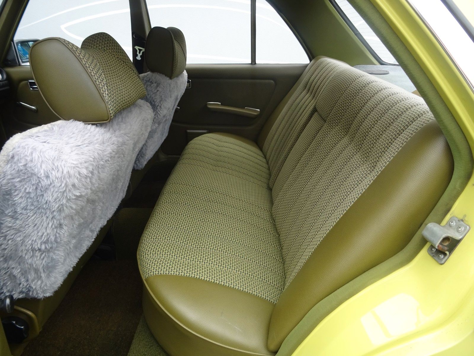 Fahrzeugabbildung Mercedes-Benz 230