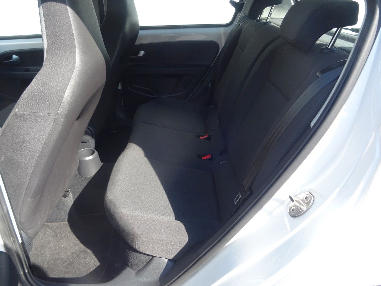 Fahrzeugabbildung Volkswagen up! move up!