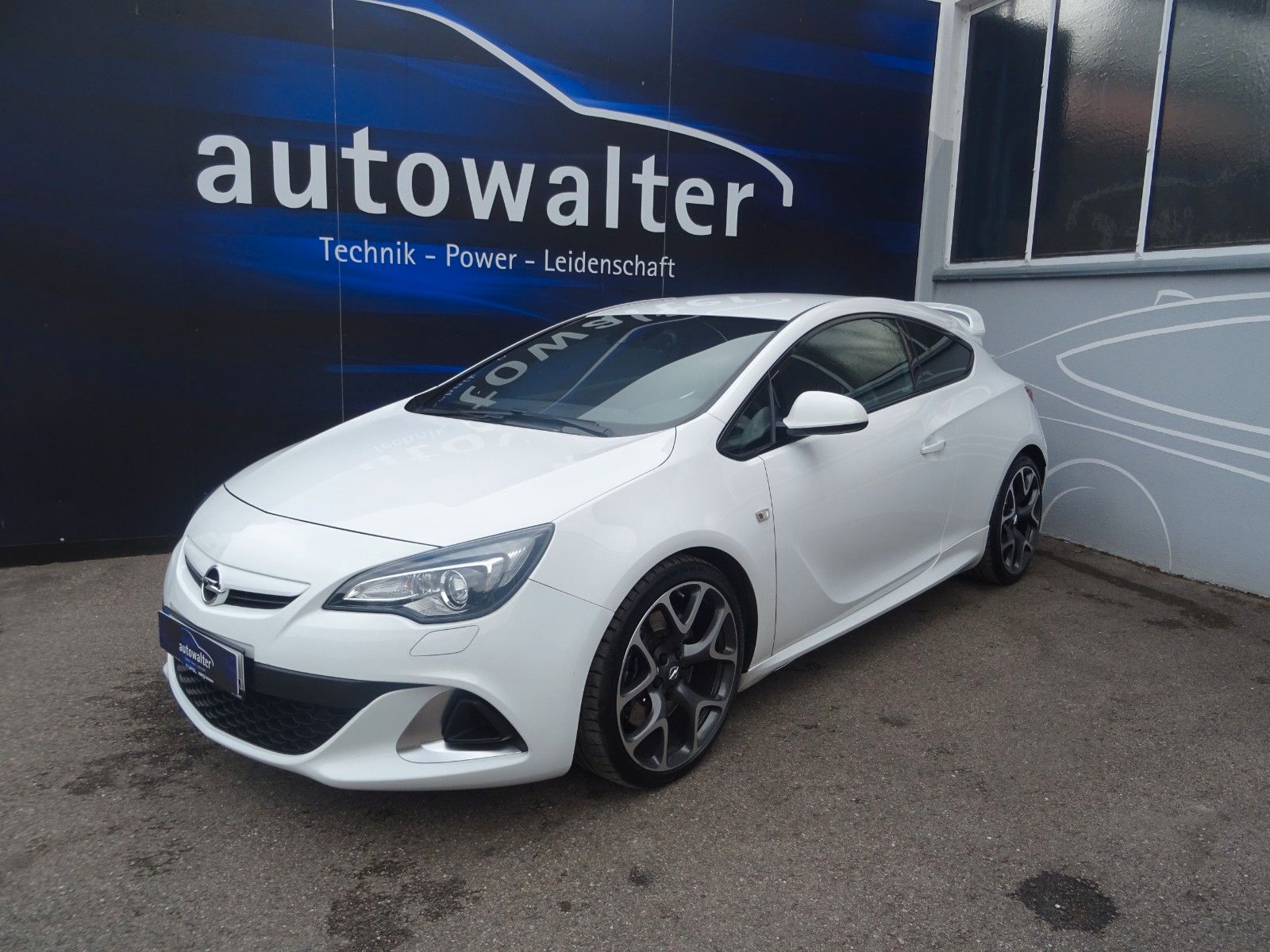 Fahrzeugabbildung Opel Astra J GTC OPC