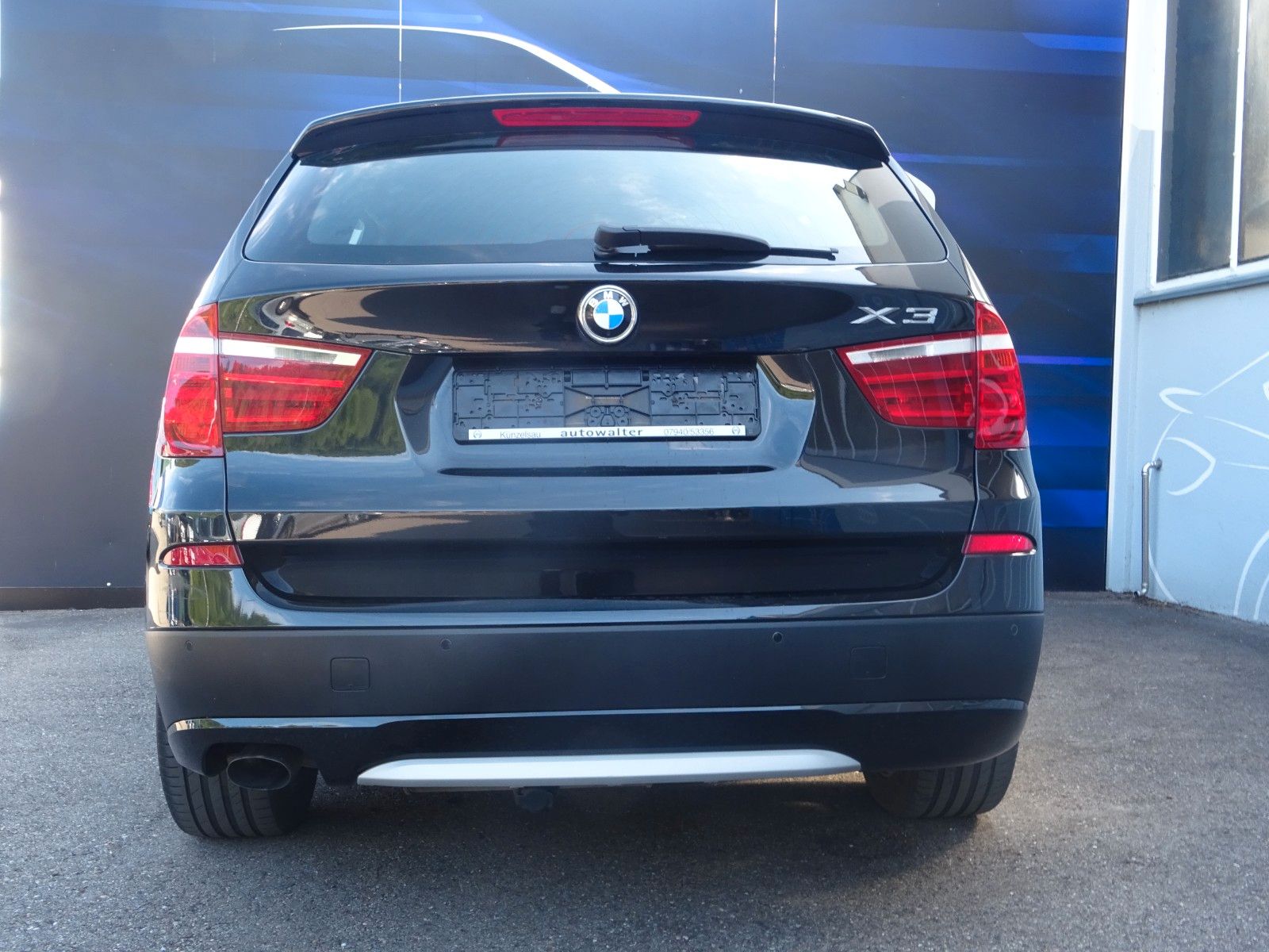 Fahrzeugabbildung BMW X3 Baureihe X3 xDrive 20 d