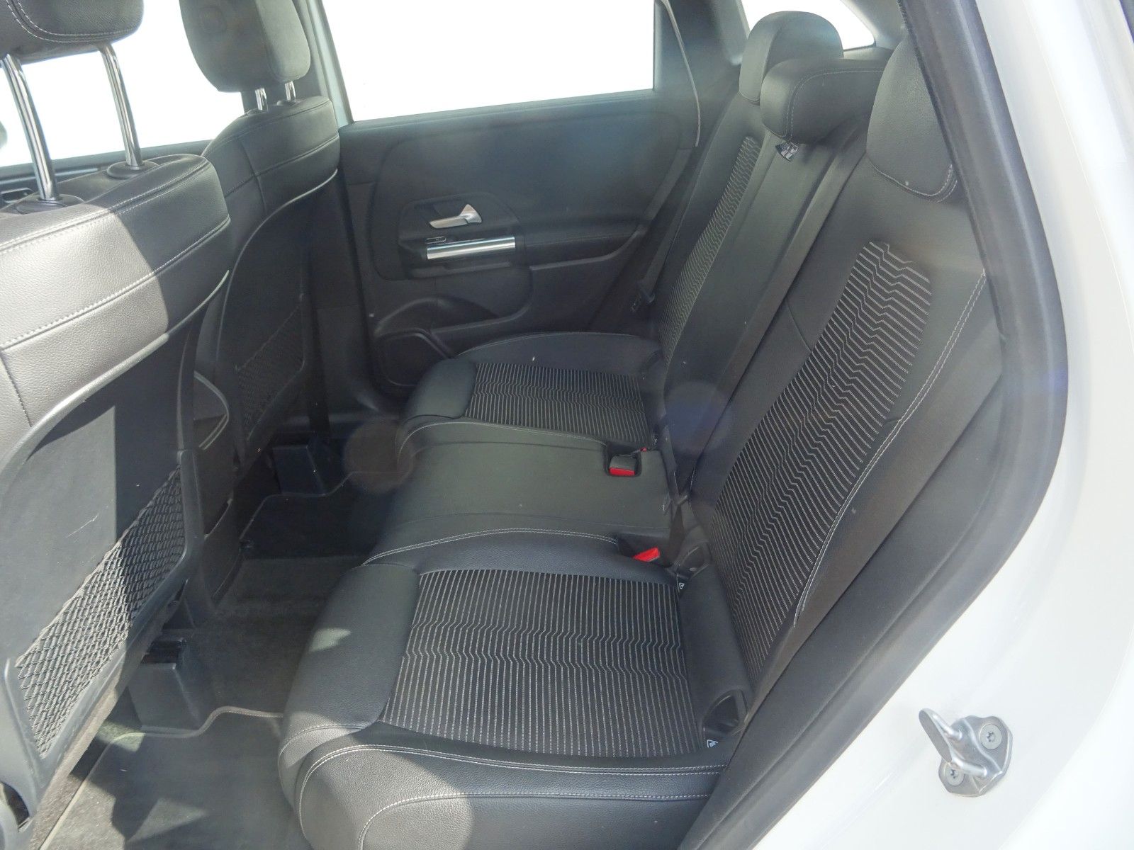 Fahrzeugabbildung Mercedes-Benz B 180 B -Klasse B 180
