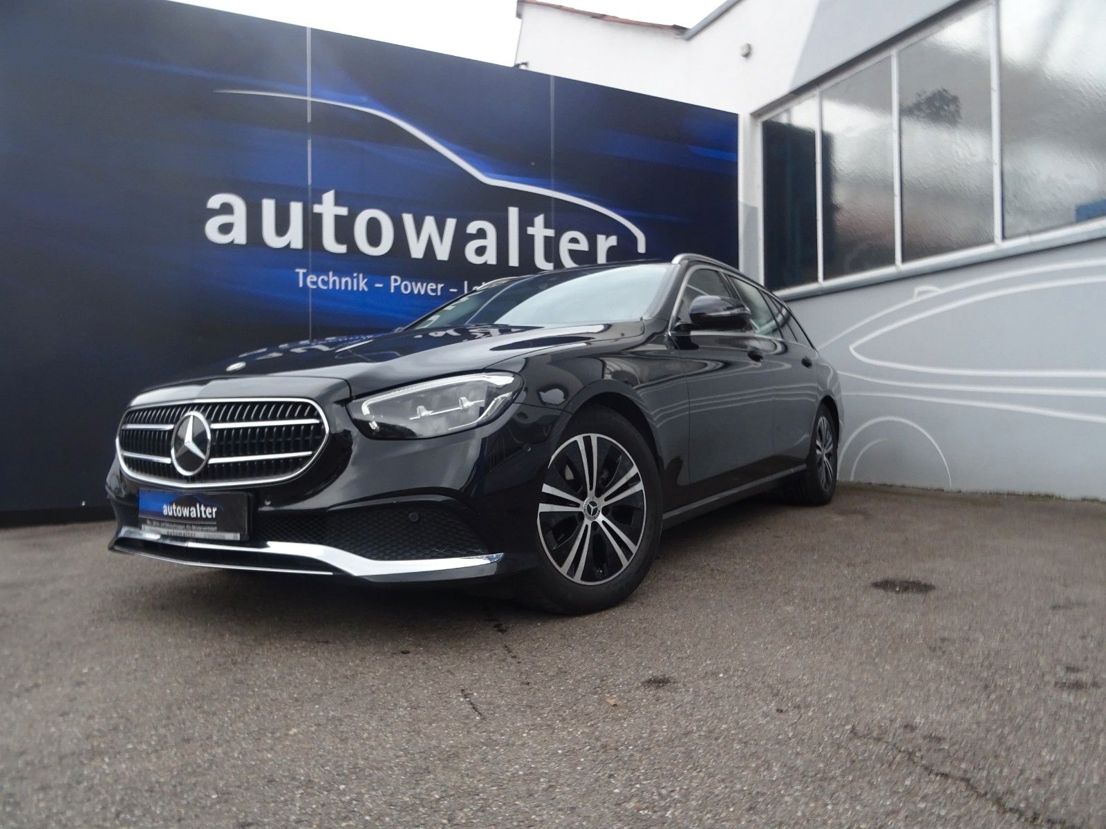 Mercedes-Benz E 220 E -T Modell Avantgarde