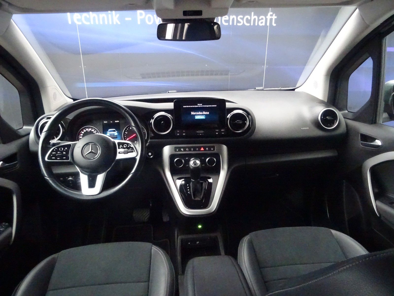 Fahrzeugabbildung Mercedes-Benz T-Klasse T -Klasse 180 d standard Edition