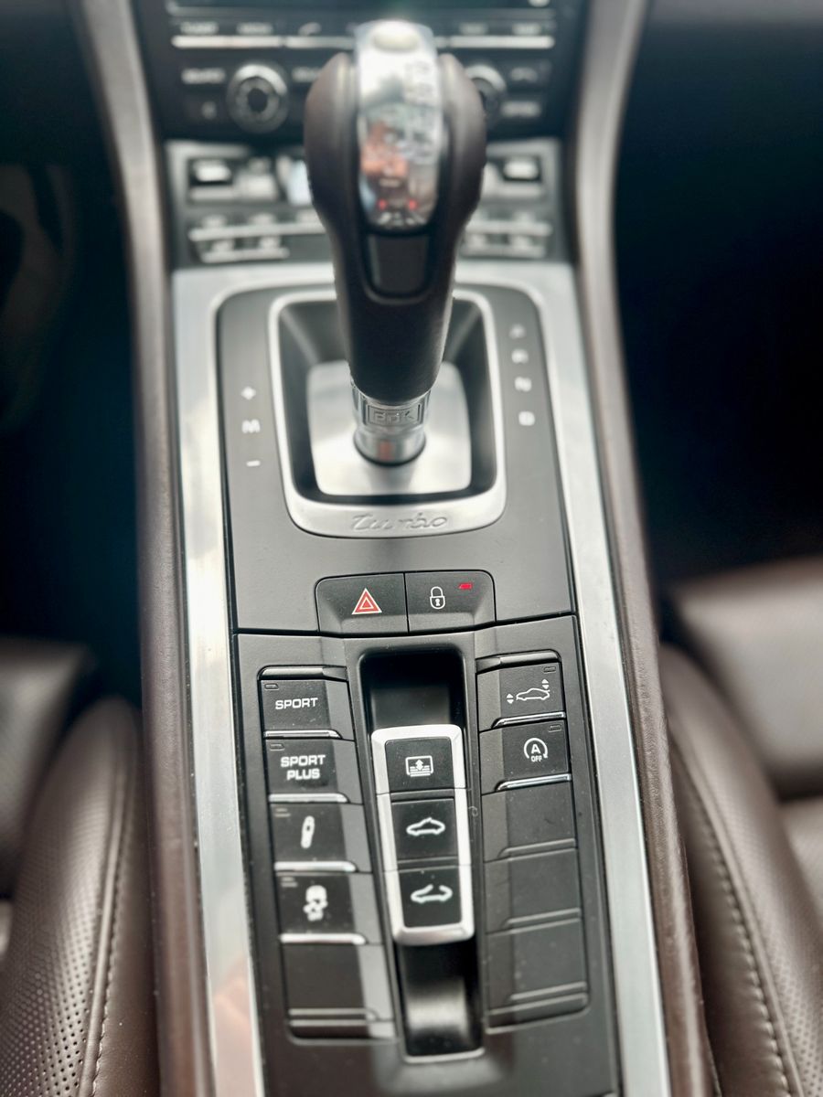 Fahrzeugabbildung Porsche 991 Turbo- Vollausstattung - Approved  bis 03/26