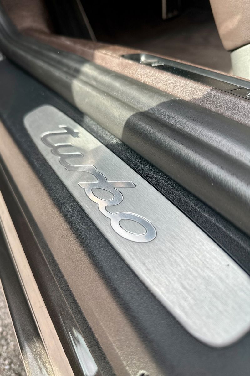 Fahrzeugabbildung Porsche 991 Turbo- Vollausstattung - Approved  bis 03/26