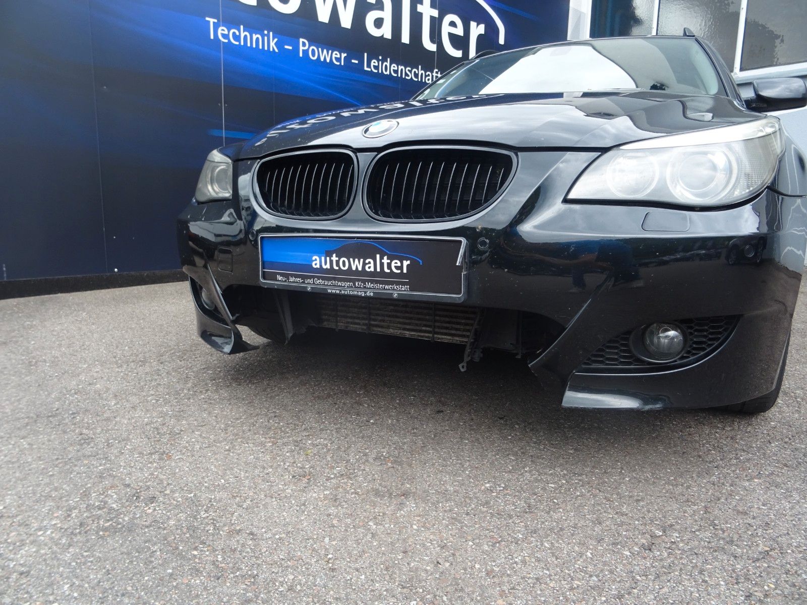 Fahrzeugabbildung BMW 530 Baureihe 5 Touring 530d