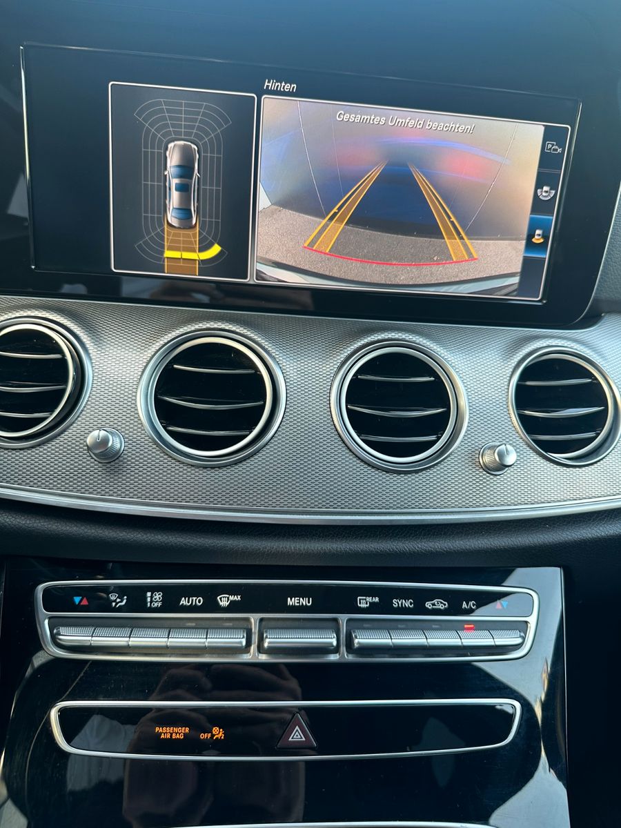 Fahrzeugabbildung Mercedes-Benz E 200 -LED-Rückfahr-großer Service neu-TOP