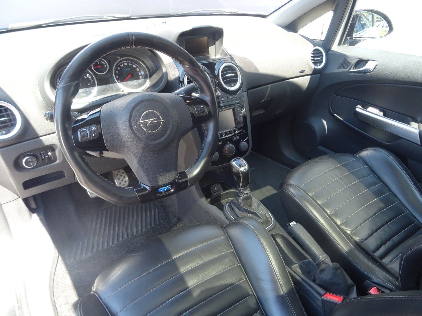 Fahrzeugabbildung Opel Corsa D OPC Nürburgring Edition