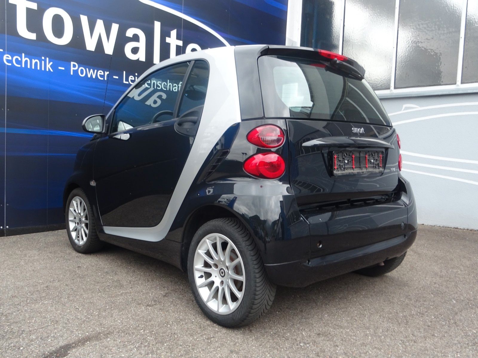 Fahrzeugabbildung Smart ForTwo fortwo coupe Micro Hybrid Drive 52kW