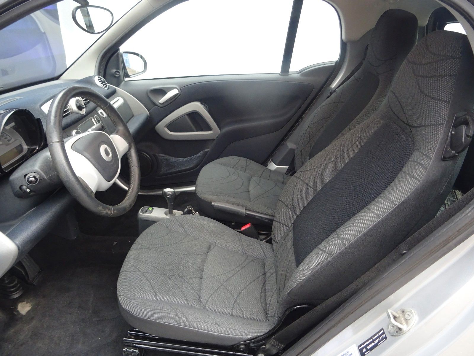 Fahrzeugabbildung Smart ForTwo fortwo coupe Micro Hybrid Drive 52kW