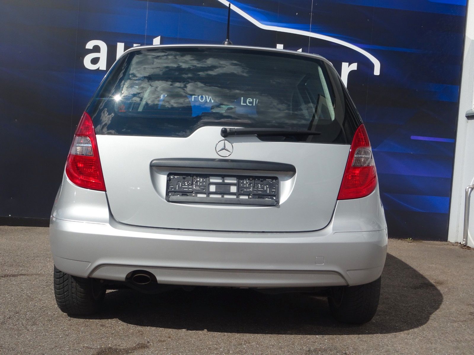 Fahrzeugabbildung Mercedes-Benz A 180 A -Klasse A 180