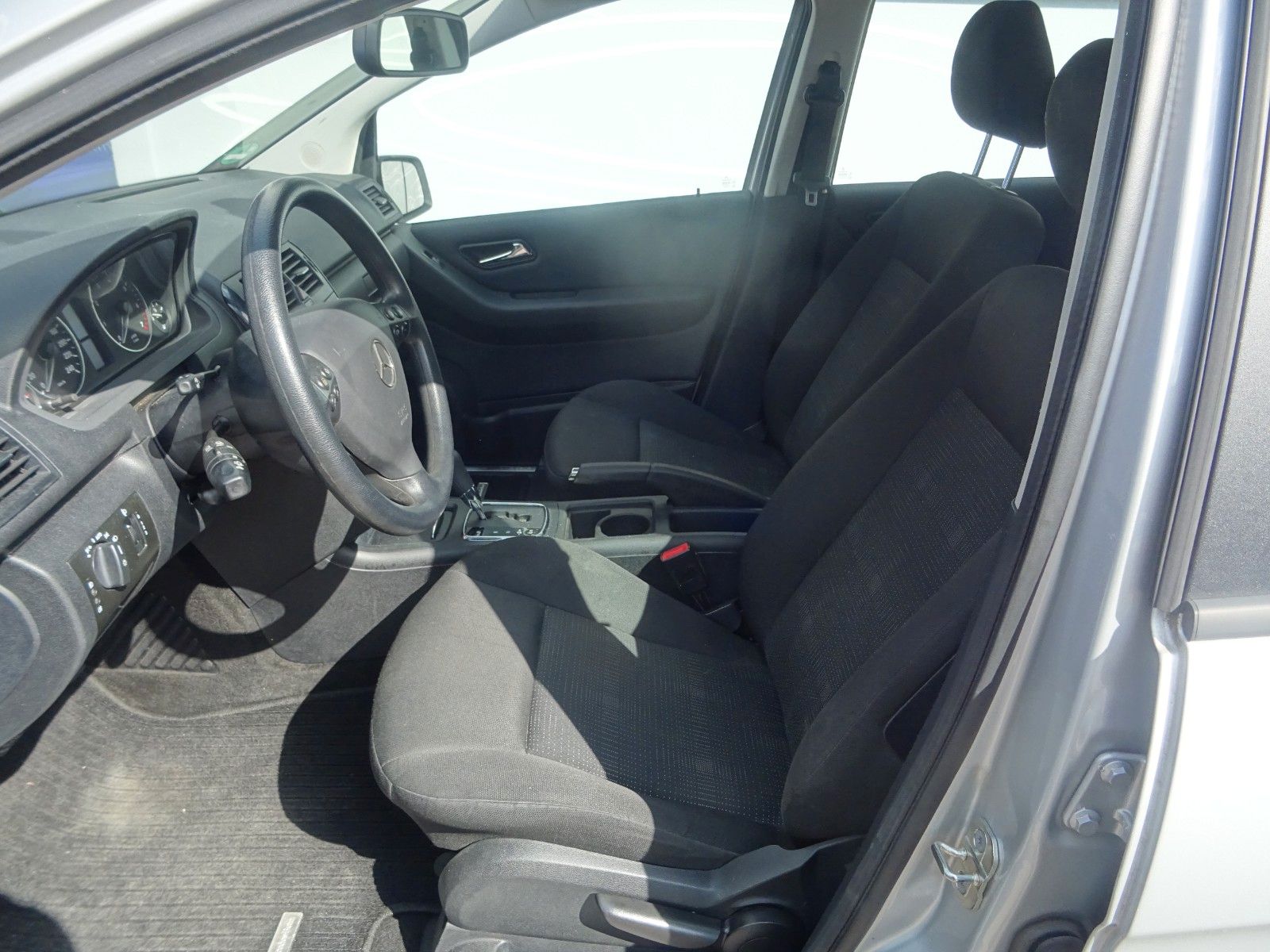 Fahrzeugabbildung Mercedes-Benz A 180 A -Klasse A 180