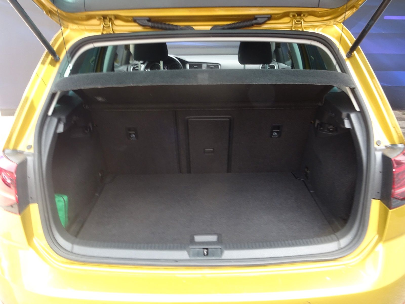 Fahrzeugabbildung Volkswagen Golf VII Lim. Comfortline BMT/Start-Stopp