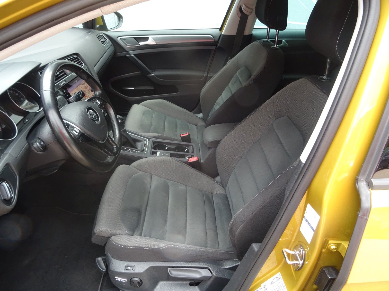 Fahrzeugabbildung Volkswagen Golf VII Lim. Comfortline BMT/Start-Stopp