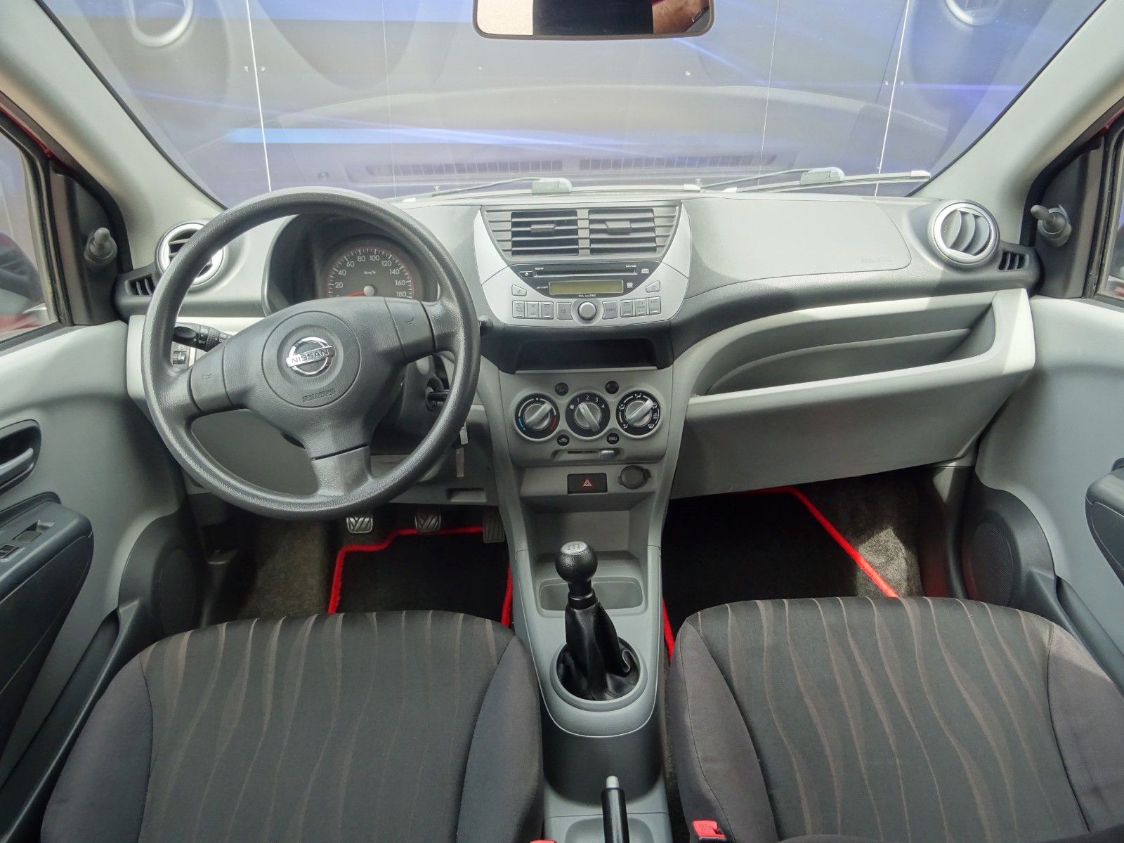 Fahrzeugabbildung Nissan Pixo Acenta