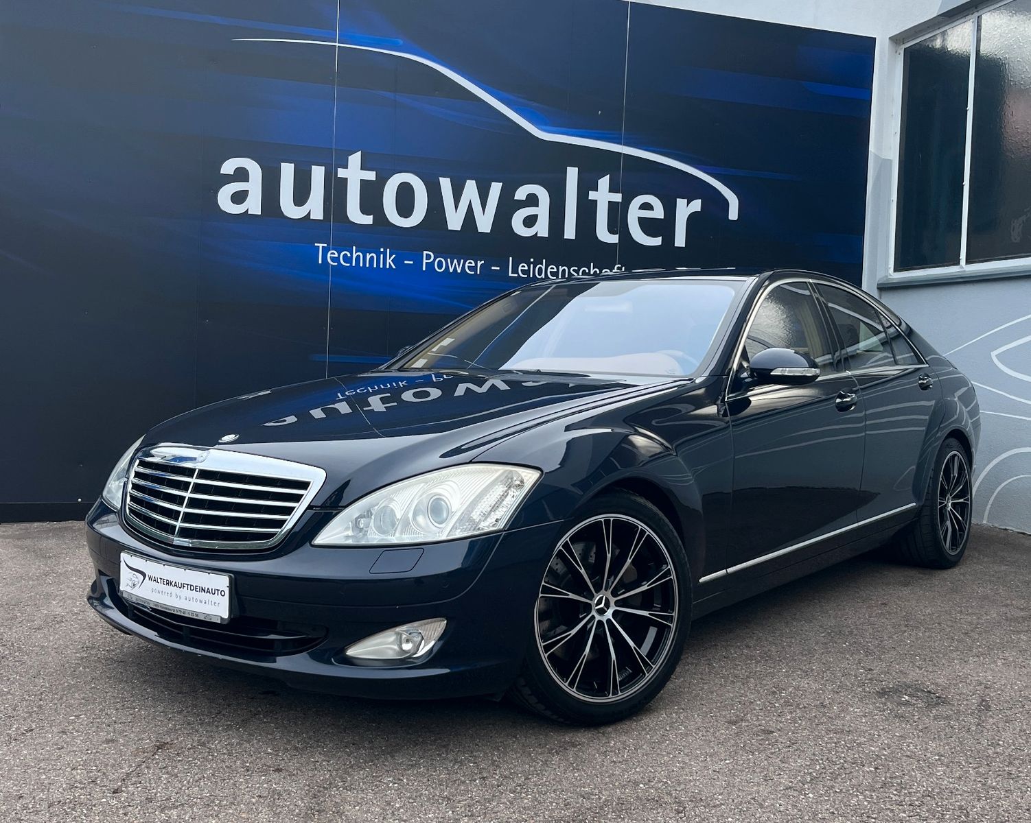 Mercedes-Benz Lim. S 500 AHK Schwenkbar,