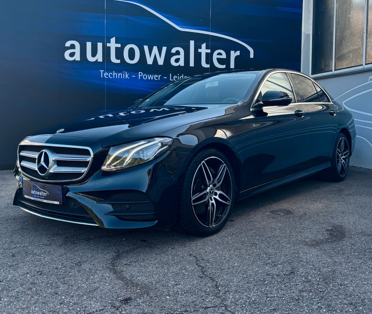 Mercedes-Benz E 200 E -Klasse - AMG - LED