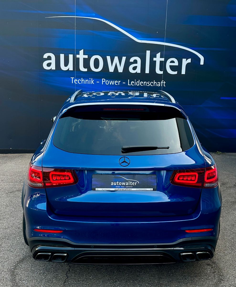 Fahrzeugabbildung Mercedes-Benz GLC 63 AMG -Pano-Aeropaket-Carbon