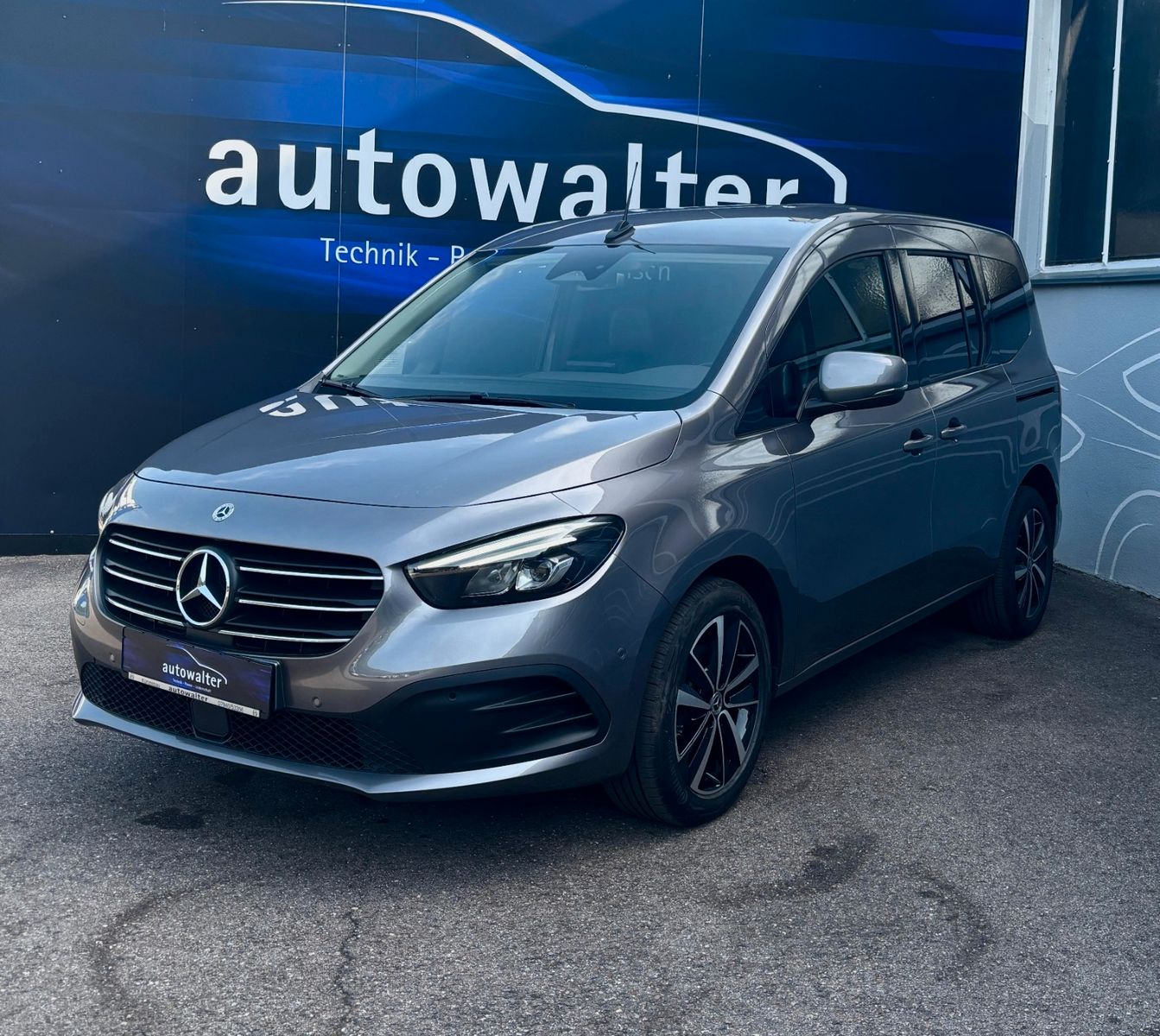 Fahrzeugabbildung Mercedes-Benz T-Klasse T -Klasse 180 d  Progressive
