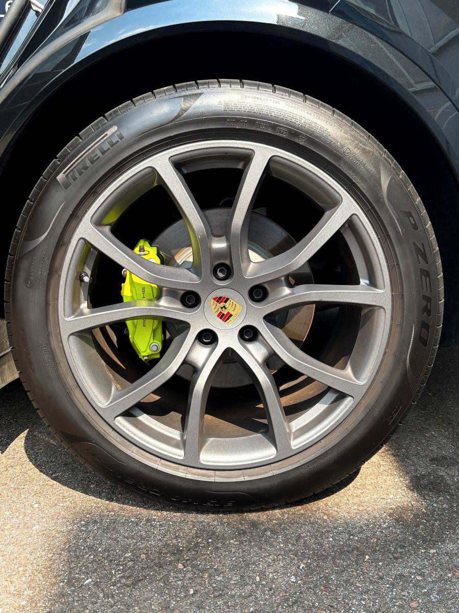 Fahrzeugabbildung Porsche Cayenne E-Hybrid