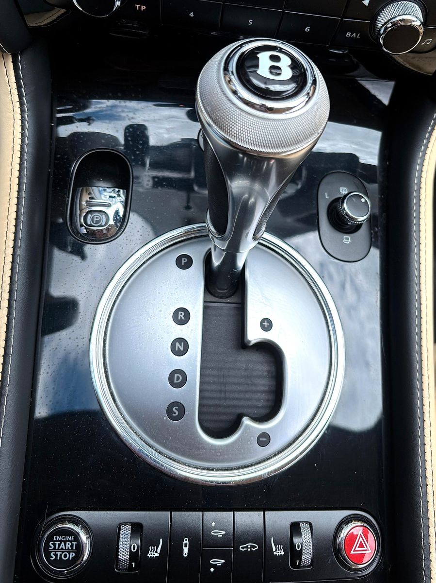 Fahrzeugabbildung Bentley Continental GT SPEED